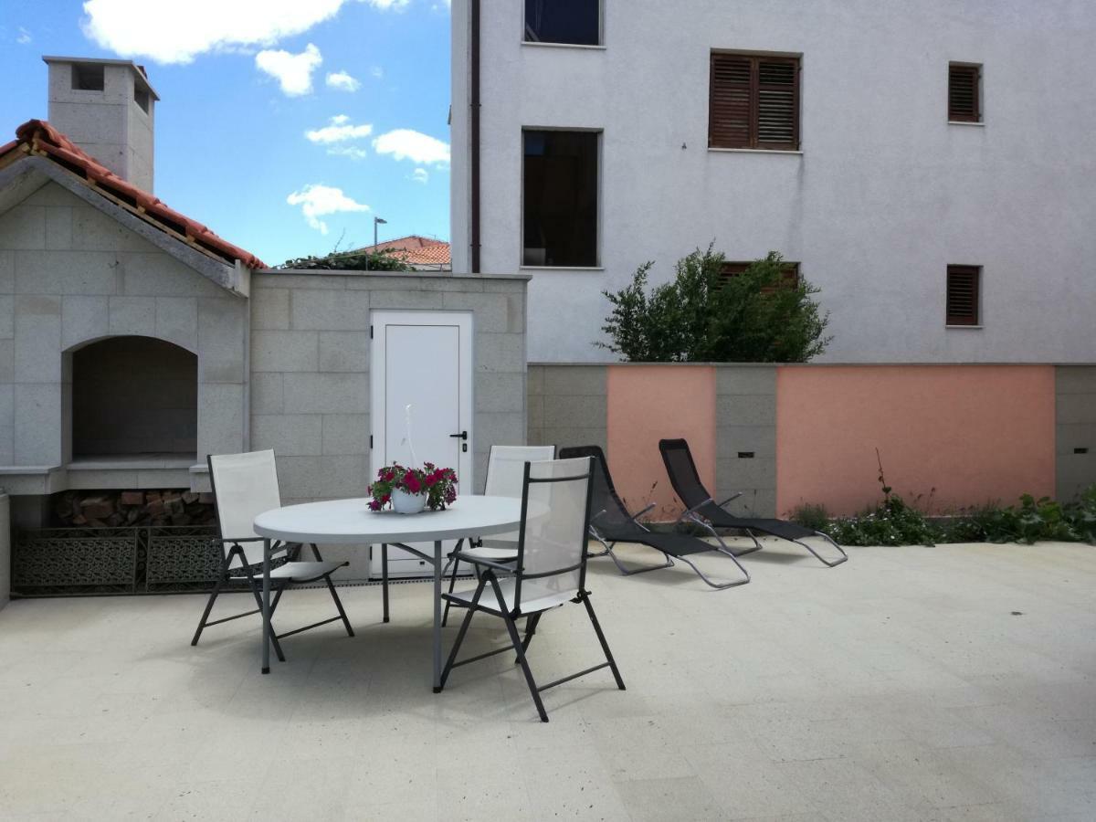 Apartment Juric Trogir Eksteriør billede