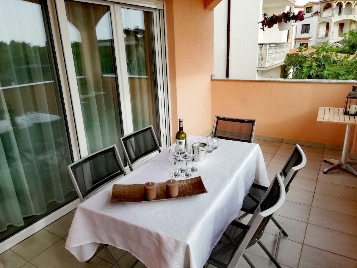 Apartment Juric Trogir Eksteriør billede